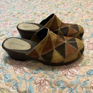 Predictions Women’s Clogs Size 9 1/2